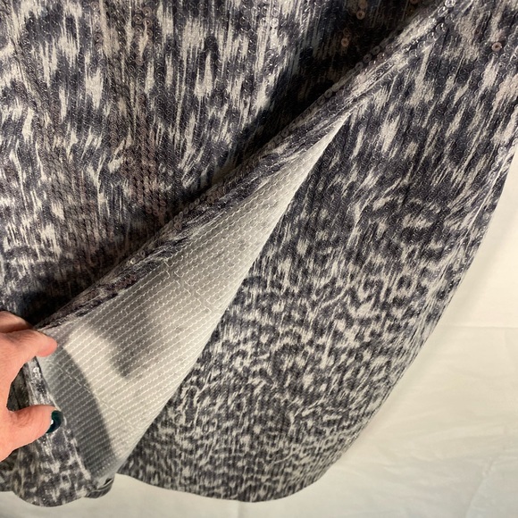 Chetta B Leopard Print Sequin Cap Sleeve Formal Dress - Picture 5 of 9